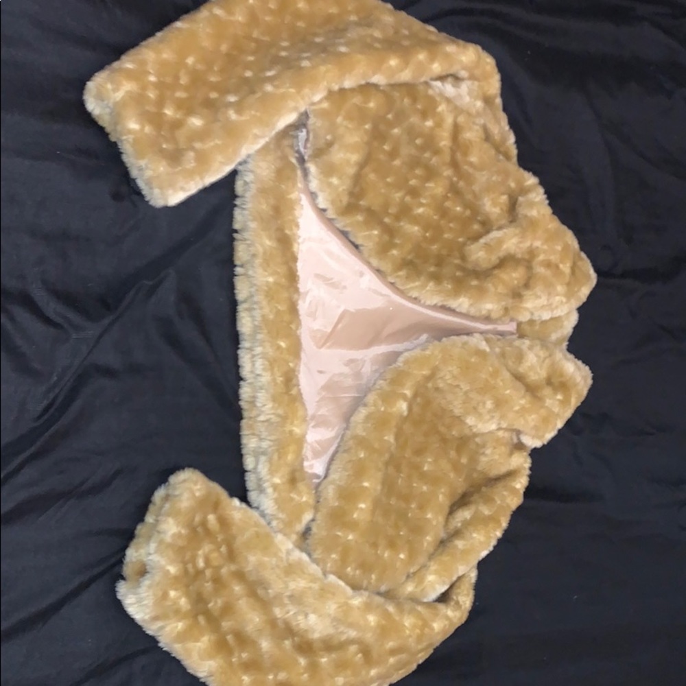 Jacket - Picture 1 of 4
